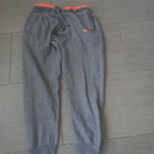 Boy’s PUMA Sweatpants Size Youth Large